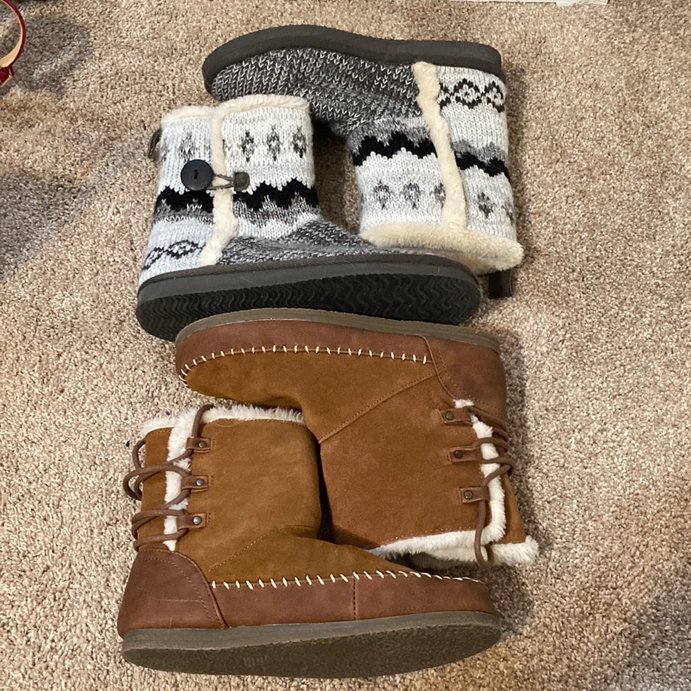 American Eagle boots bundle